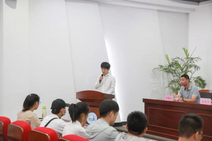 说明: https://nimg.ws.126.net/?url=http%3A%2F%2Fdingyue.ws.126.net%2F2020%2F0904%2F7c5d4275j00qg50pf001ic000u000k0m.jpg&thumbnail=690x2147483647&quality=75&type=jpg