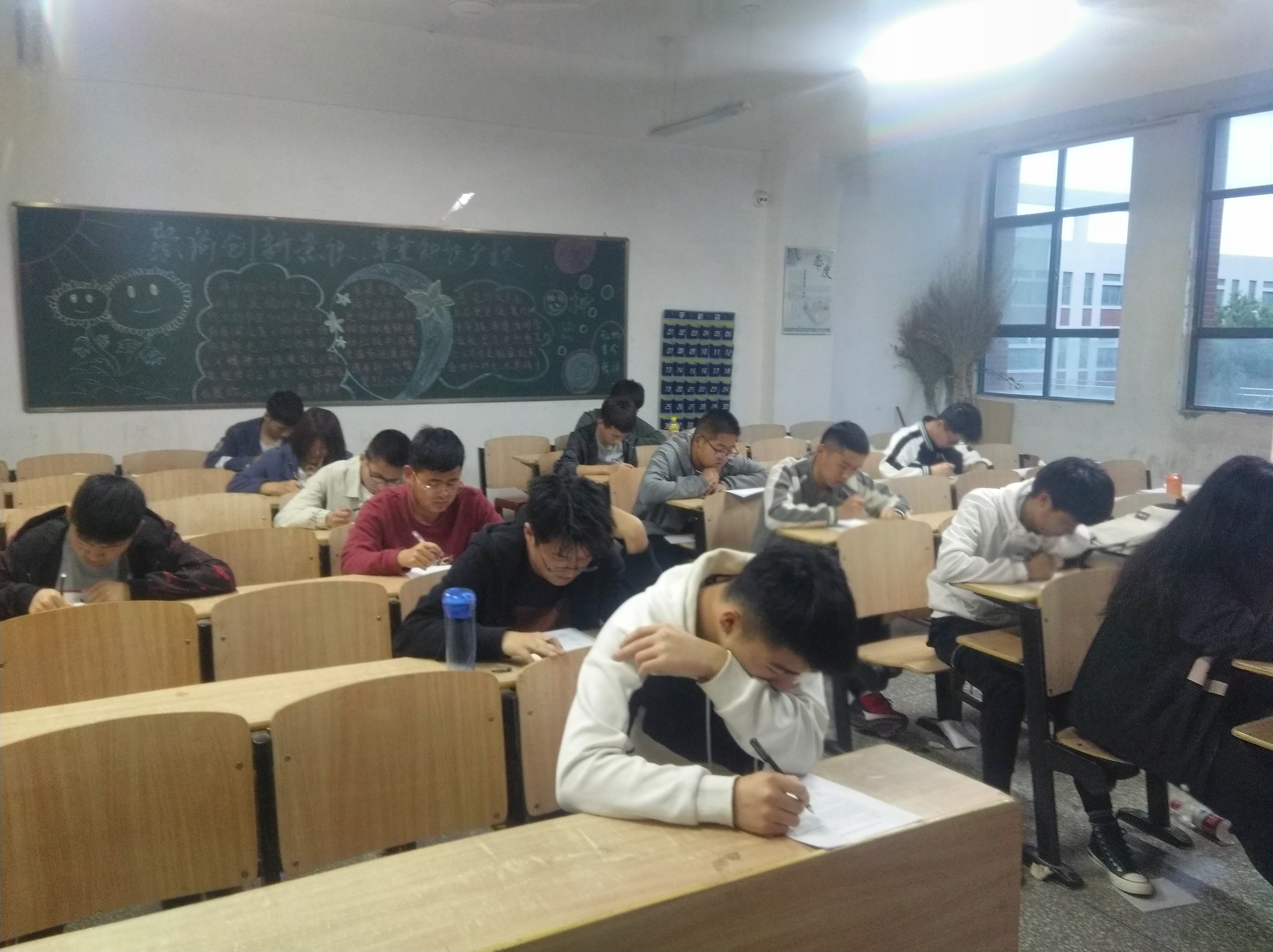 DB902CD3843ACBDC105B1F63E25B1B80.jpg DB902CD3843ACBDC105B1F63E25B1B80.jpg