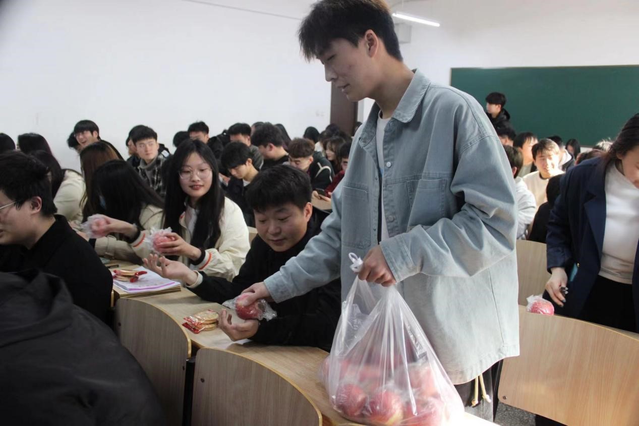 图片5.jpg 图片5.jpg