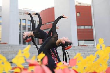 说明: https://mmbiz.qpic.cn/mmbiz_jpg/9MP1KQ8vr2loarcgjG2yVfVr07E5FL71Wz3a3mia5OTBWEUyekCHLJDlObuFjDoLnukZyhSsBSX1JleuHwKibfqQ/640?wx_fmt=jpeg&wxfrom=5&wx_lazy=1&wx_co=1