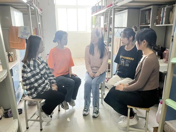 说明: https://rmfile.dahe.cn/20220509/1652091183814527.jpg?imageMogr2/auto-orient/strip/interlace/1/thumbnail/600%3E/format/jpg