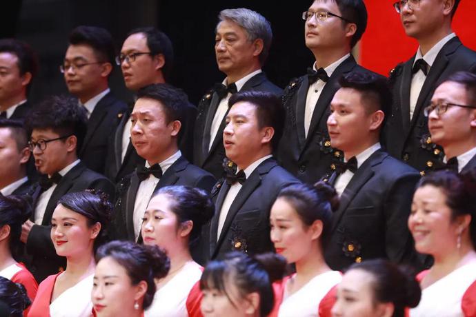 说明: https://nimg.ws.126.net/?url=http%3A%2F%2Fdingyue.ws.126.net%2FOI9dB8G01rWtRERyX4gBPSA0hh%3DTHEhiWQ4s4n4NR5FHX1571889227665compressflag.jpg&thumbnail=690x2147483647&quality=75&type=jpg